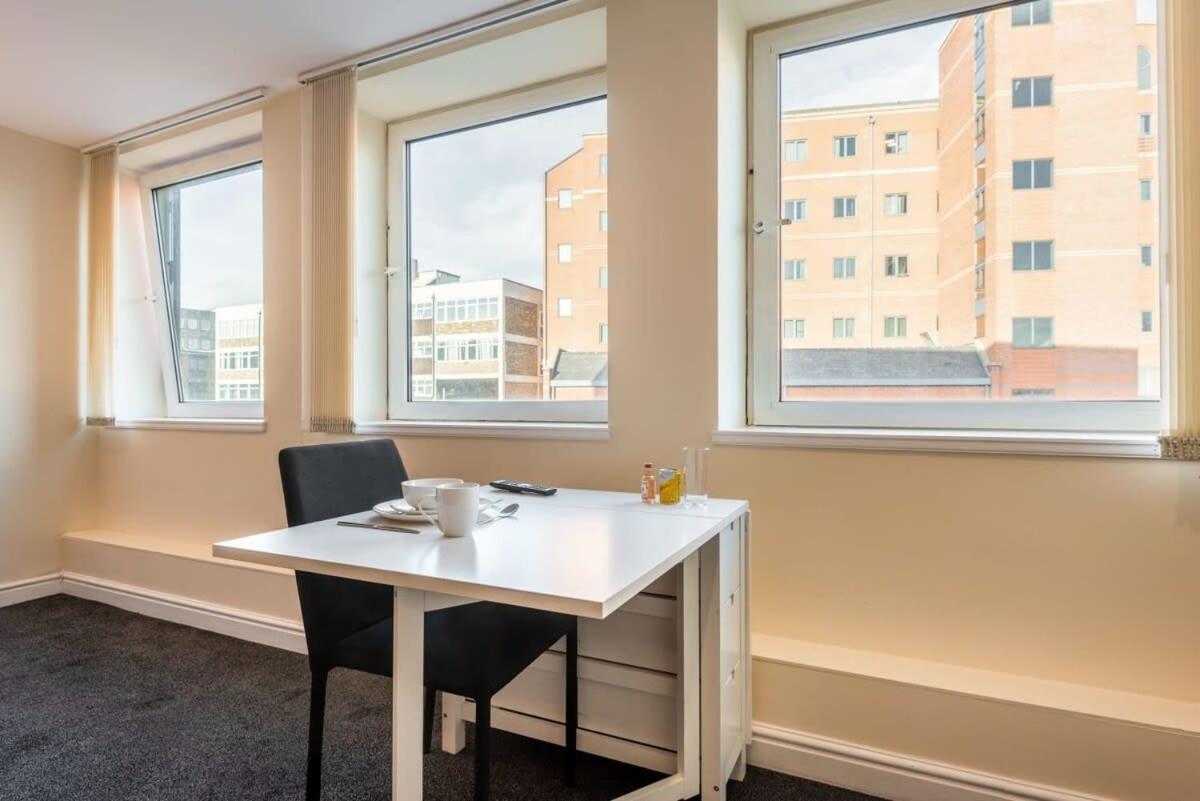 Modern & Bright Budget Studio In Central Doncaster Appartement Buitenkant foto