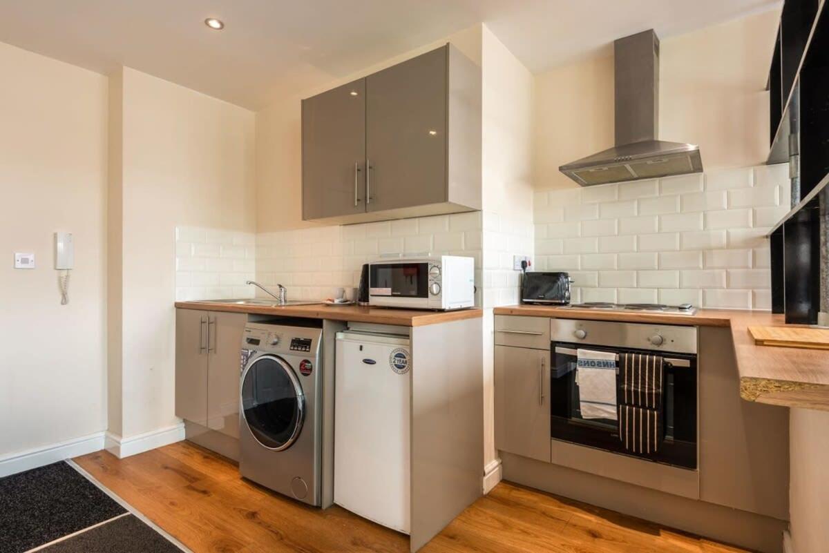 Modern & Bright Budget Studio In Central Doncaster Appartement Buitenkant foto