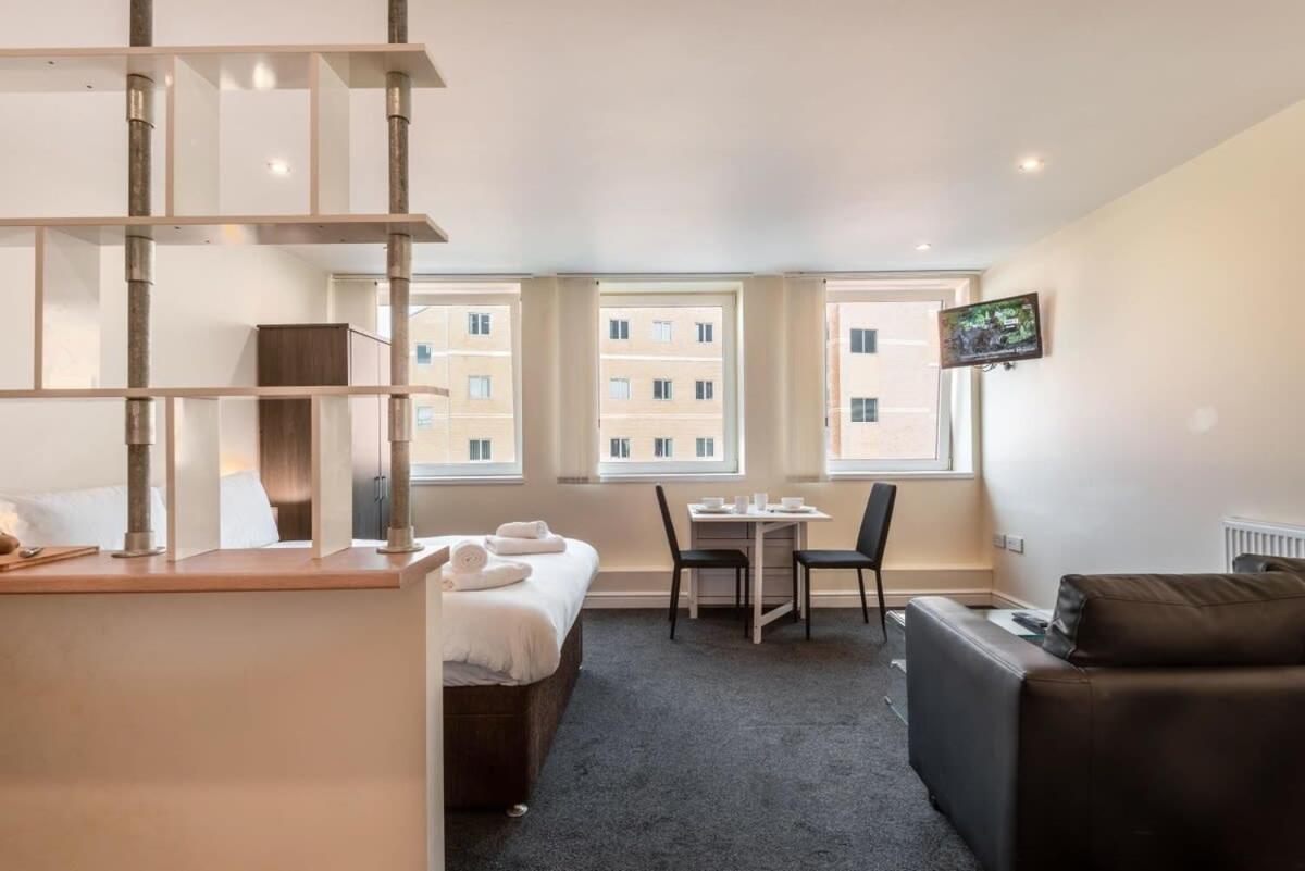 Modern & Bright Budget Studio In Central Doncaster Appartement Buitenkant foto
